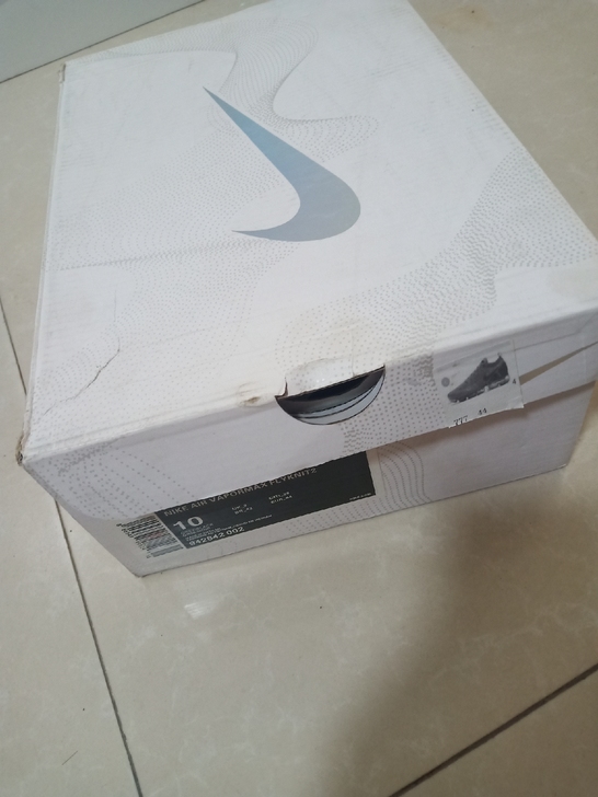 耐克airmax跑步运动鞋，买回来基本没怎...