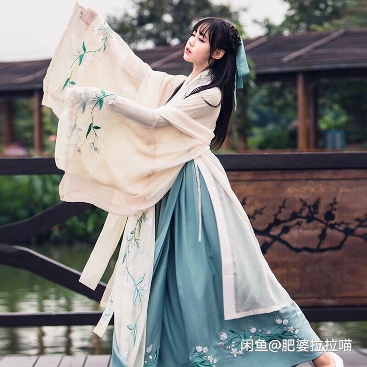 流烟昔冷汉服杜若