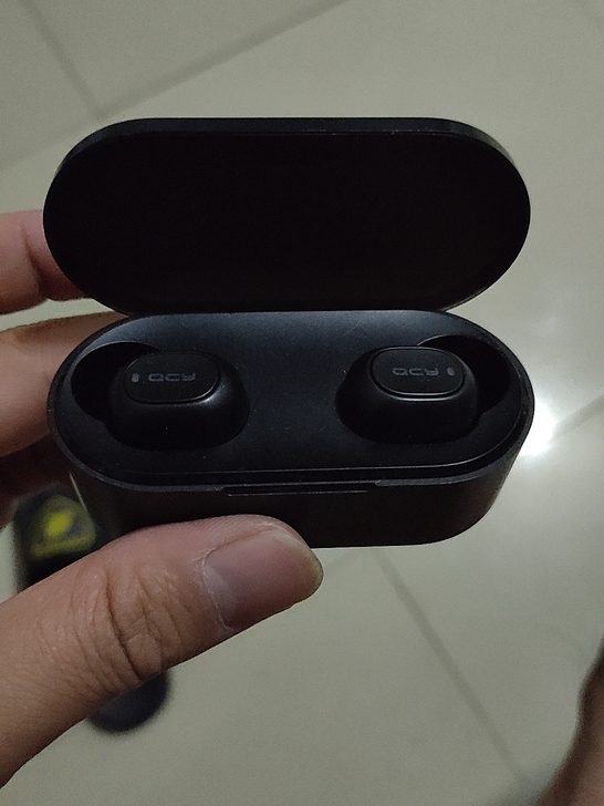 京东买的 QCY T1S 闲置一年多了。