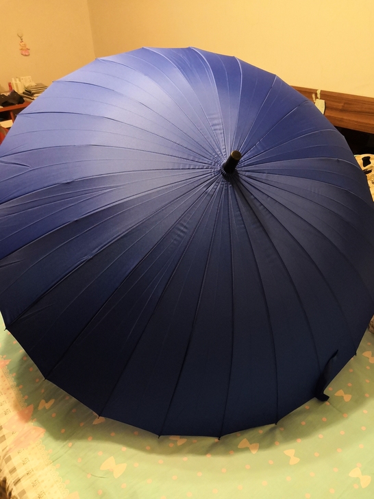 超大三人伞，蓝色全新，半径64cm，直径1...