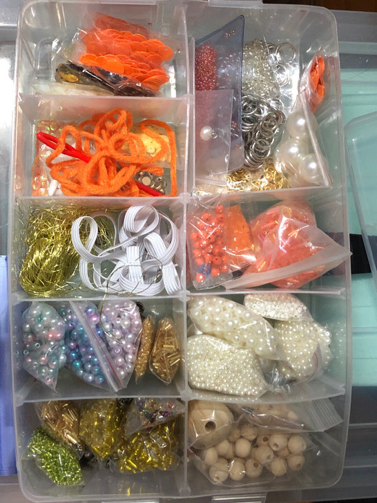 服装设计材料包盒 里面基本小珠子都有 手工...