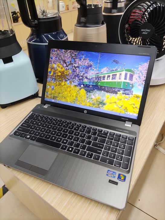 女生闲置笔记本电脑惠普i7处理器8G 运行...