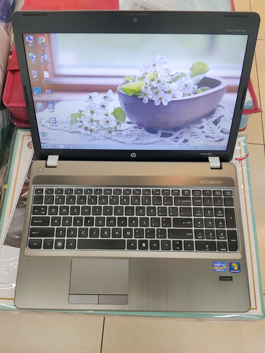 自用转让 i7  8G 惠普笔记本电脑 银...