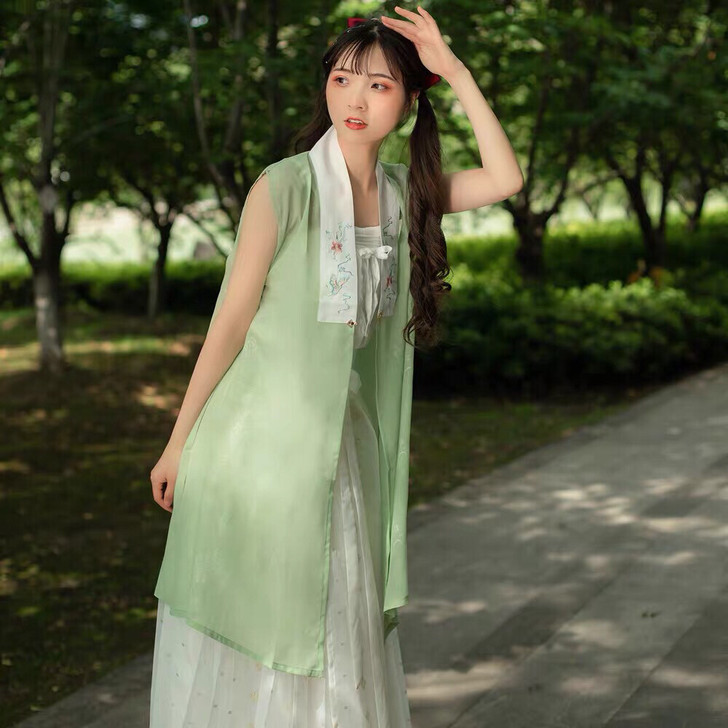南山韵味汉服原创设计明制比甲暗纹蝴蝶绣花外...
