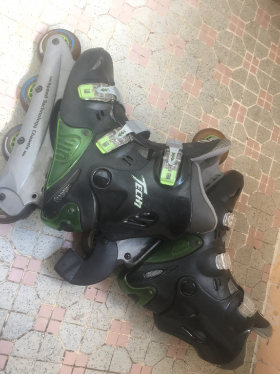 迈古轮滑鞋 溜冰鞋 41码，没怎么用过，帮...