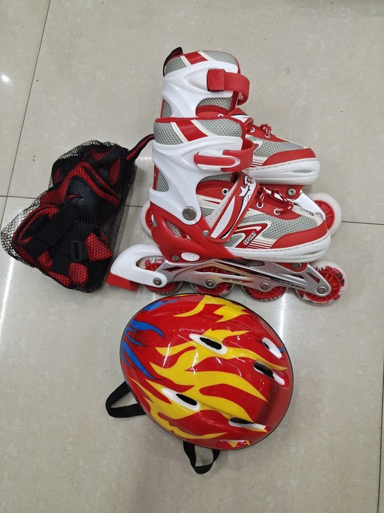 男女运动之星溜冰鞋清仓处理，35－38码四...