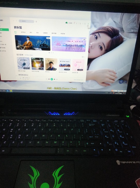 未来人类x811 i7 4710 内存16...