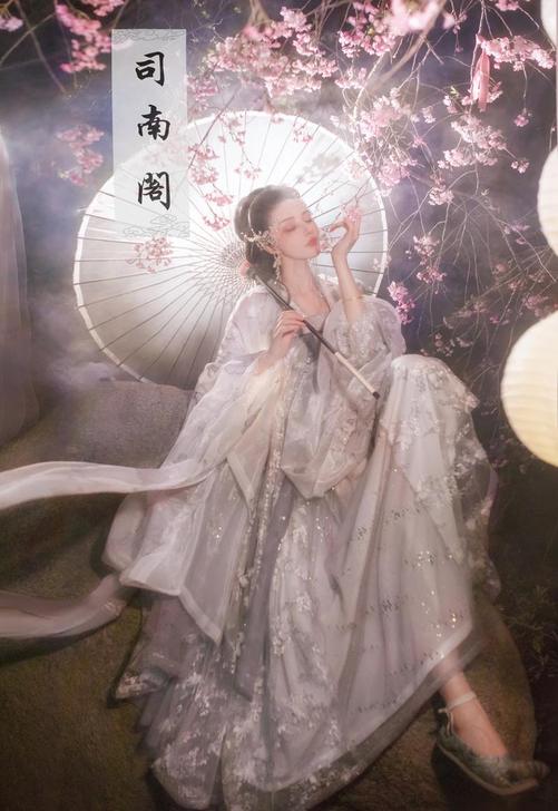 |司南阁| 原创 汉服  齐胸襦裙大袖衫#...