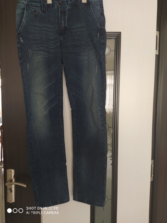 牛仔裤，腰围：2.6尺，裤长：3.15尺，...