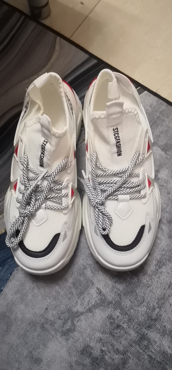 41码男鞋，有内增高，未上脚全新带鞋盒，低...