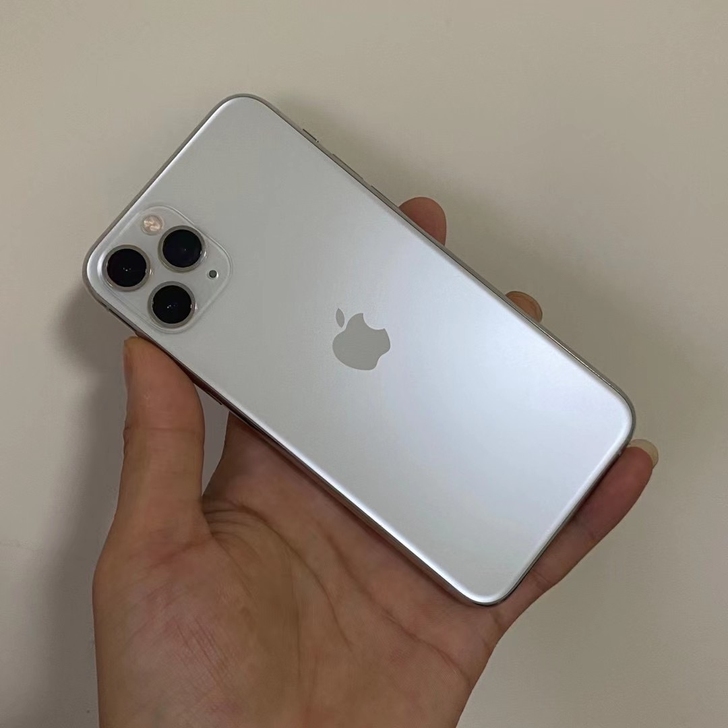 诚心出iPhone11Promax256g...