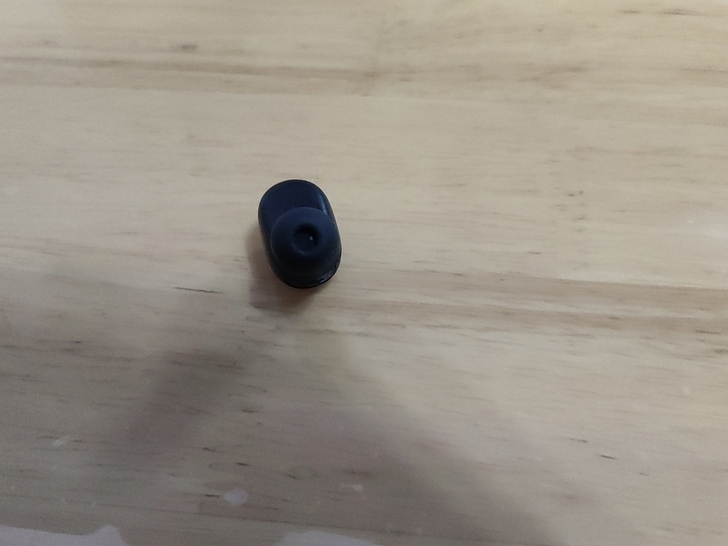 QCY mini2 买回来没用过 出了