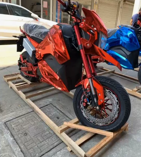 全新个性电动跑车低价出售 感兴趣的话点“我...
