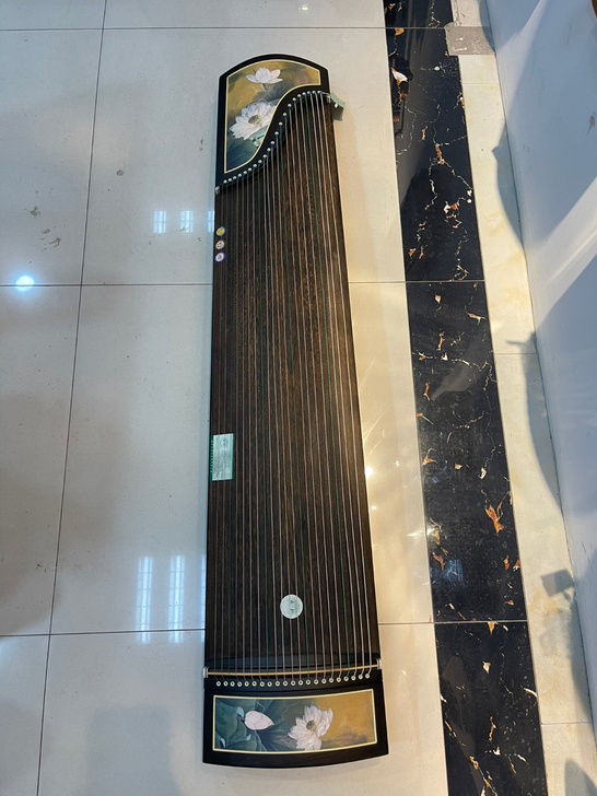 亏本甩卖，四折出古筝