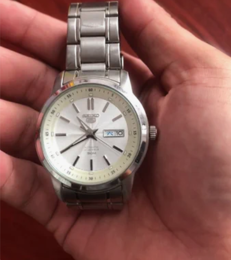 精工机械手表，50米防水，前些年买的了，以...