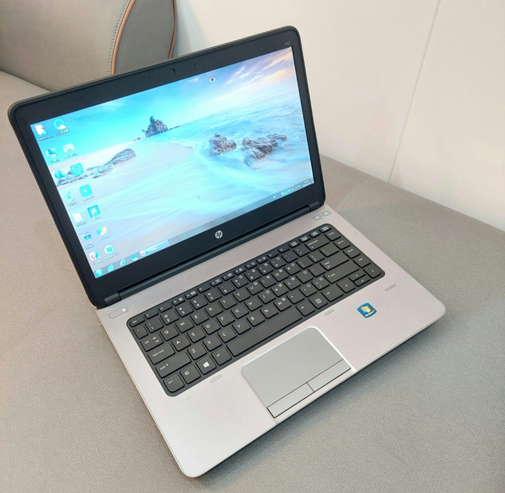 转让个人惠普四核处理器笔记本电脑 运行内存...