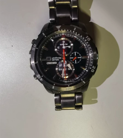 精工太阳能手表，表旋钮掉了找不到了，其他完...