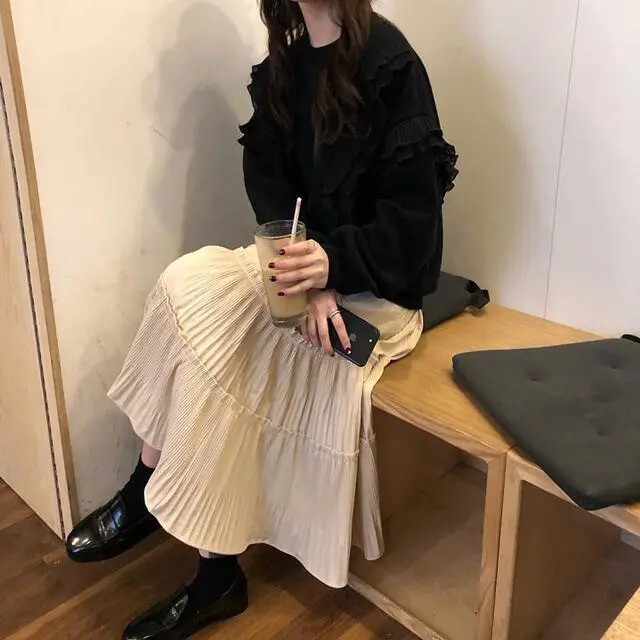 杏色蛋糕裙  没穿过几次  需要出一点邮费