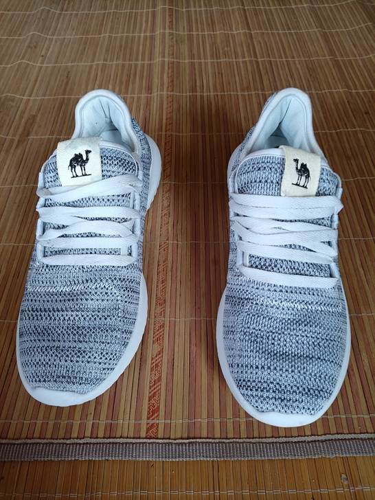 二手男鞋，骆驼运动鞋40码   鞋子保证正...