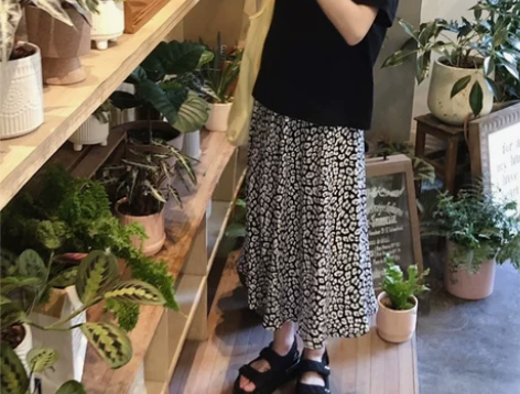 清新A型褶皱伞裙半身裙学生 感兴趣的话点“...