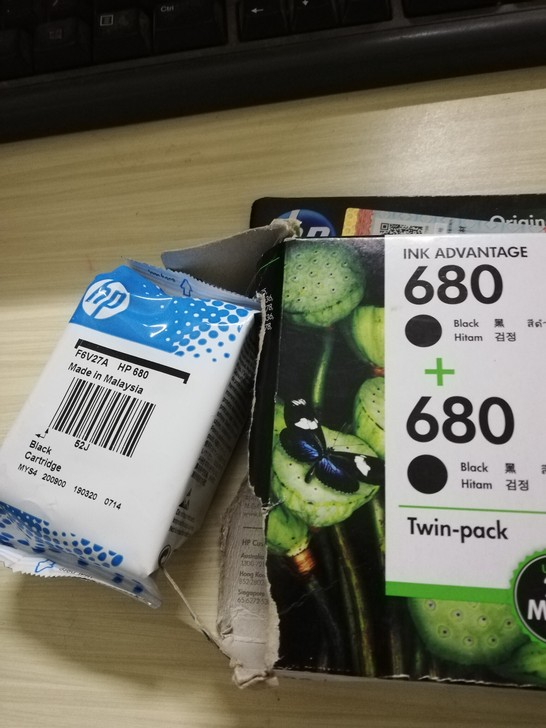 包装破损，便宜处理，需要的私聊