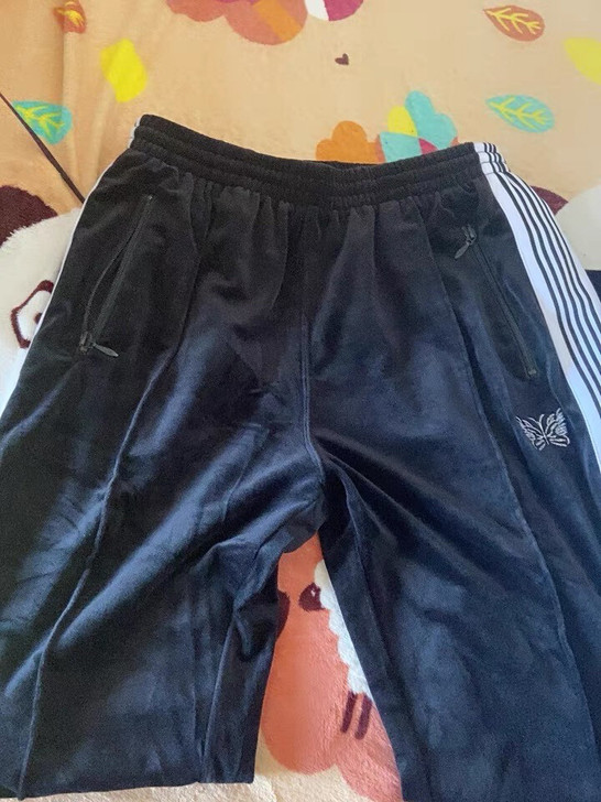 needles蝴蝶裤 现在的火热程度不用多...