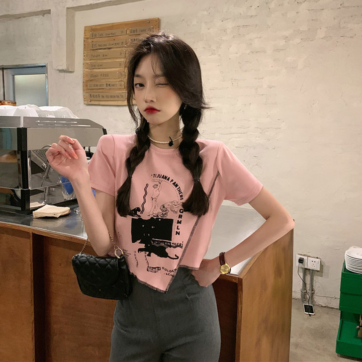 bm风短款配阔腿裤穿的上衣2021新款不规...