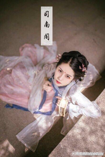 【汉服】司南阁  甘草  正。同事送的，穿...