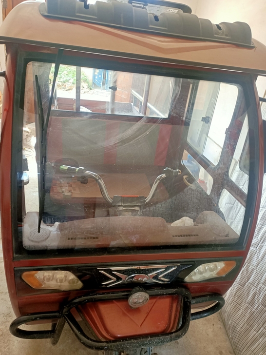 钱江三轮车60付