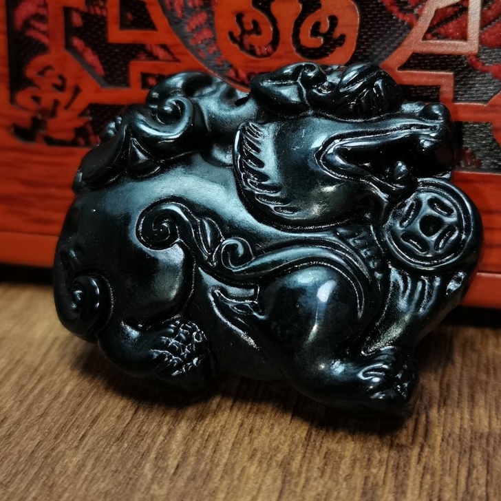 财貔貅新疆天然玉石吊坠挂件玉雕工作室不开了...