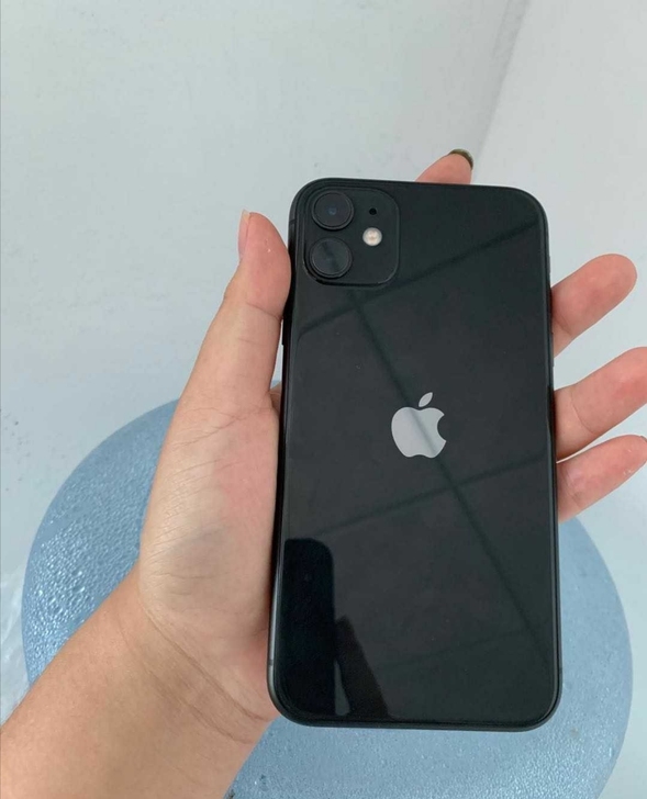 iPhone11 128G黑色  国行正品...