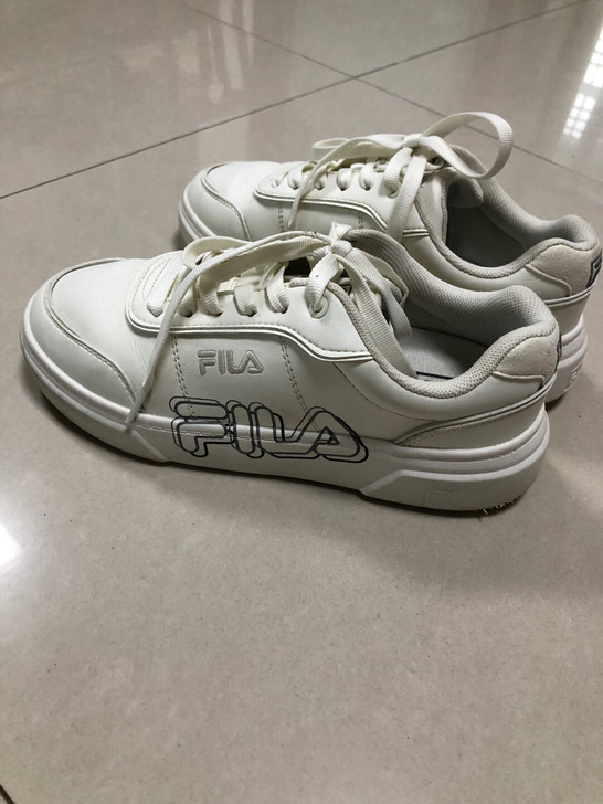 斐乐滑板鞋女 38码,八成新
