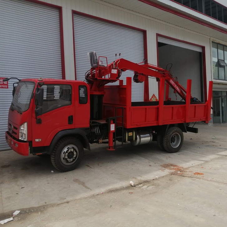 随车抓木机 轮式随车抓 抓木材稻草甘蔗毛竹...