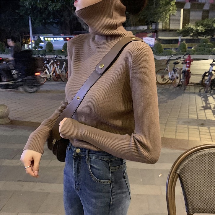 黑色晶美雅 毛针织衫