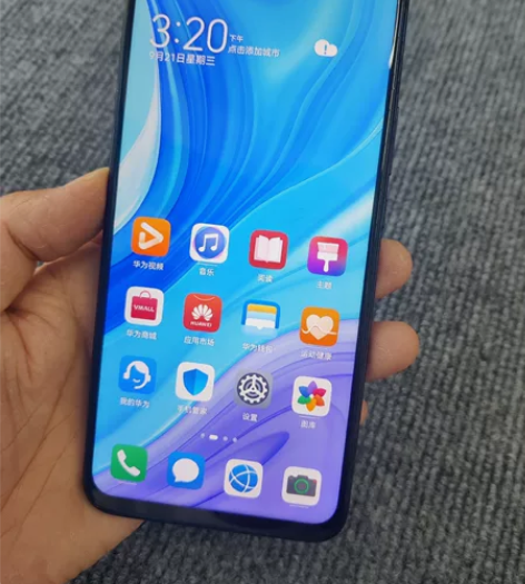 华为畅享10plus，6+128G。 拍照...