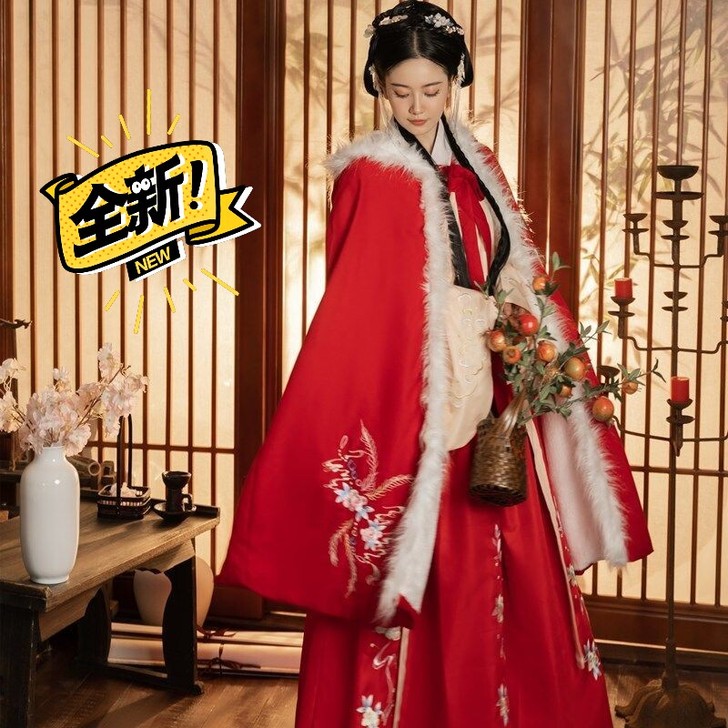 茗月萱的，全新，没穿过，80，包邮