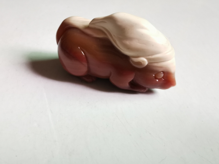 玉雕臭鼬