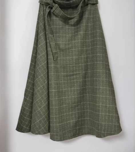 全新高P绿色格子时尚休闲大摆裙 A字长裙...