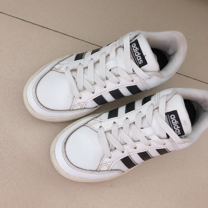 Adidas小白鞋 皮质