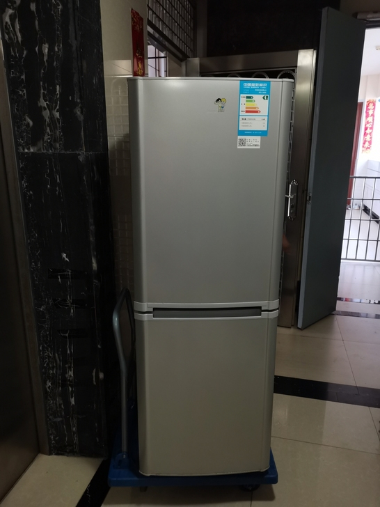 海尔大冰箱，490元岛内包送，长53宽57...
