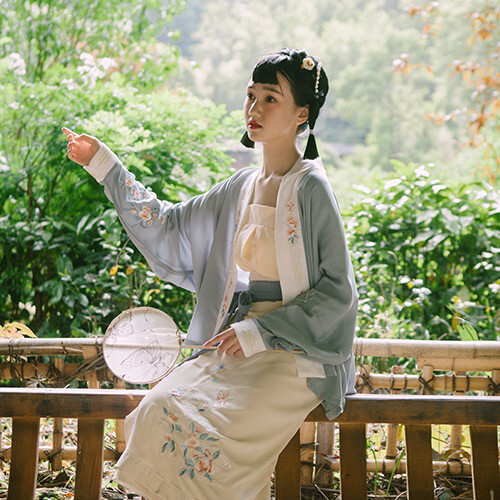 【全新宋制汉服】蜜喆宋制汉服,摩点众筹买的...