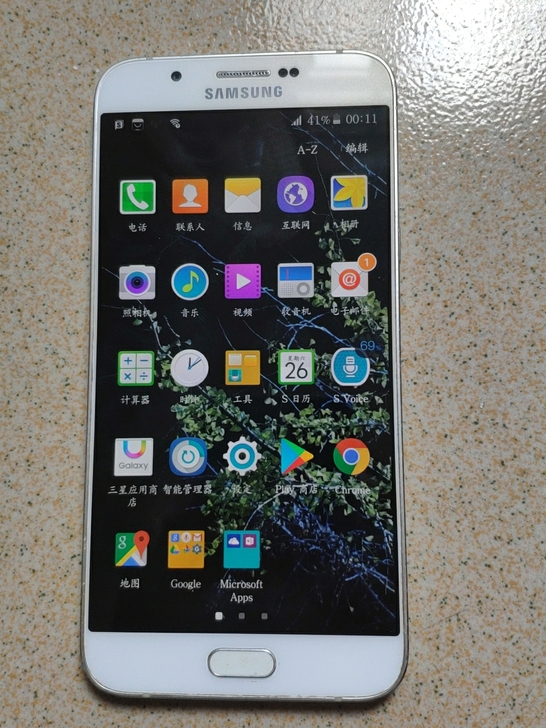 三星A8000，功能正常，成色不错。