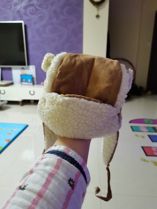宝宝雷锋帽，买回来没戴过，仅试戴，15出