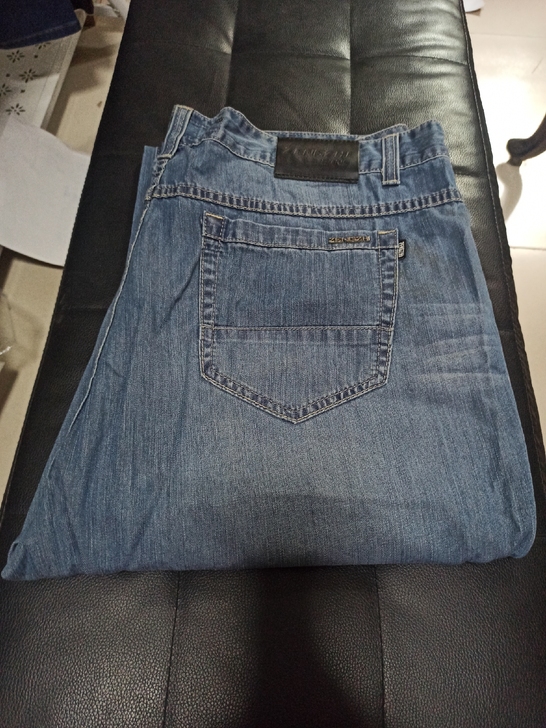 全新正品增致牛仔裤男直筒44码