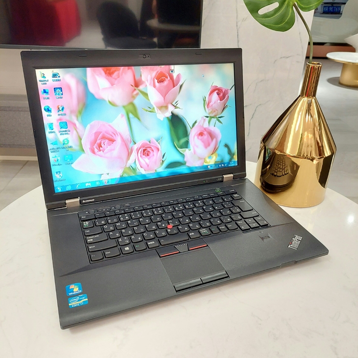 小姐姐自用九成新笔记本电脑i7四核联想自用...