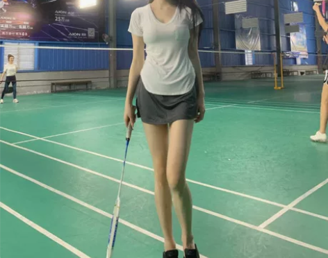 花珊珊同款纯欲半身裤裙运动风名媛优质款包臀...