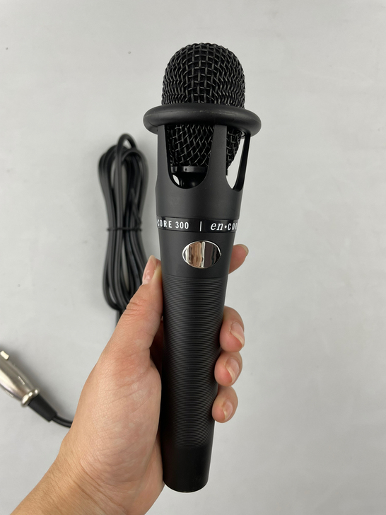 全新 半塑E300声卡话筒麦克风网红直播设...