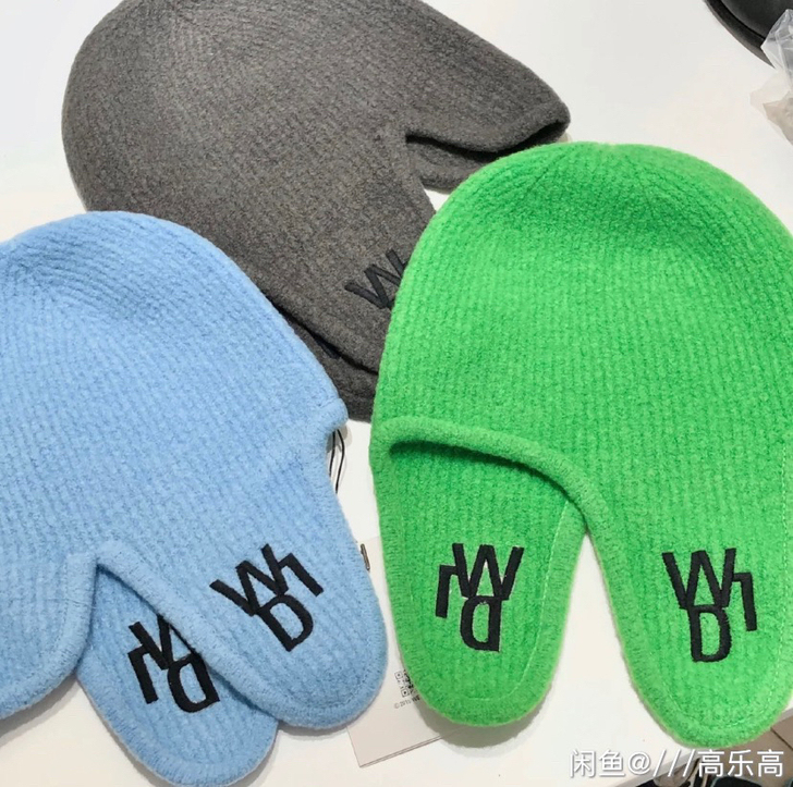 闲置：We11雷锋帽，颜色：天空蓝，全新的...