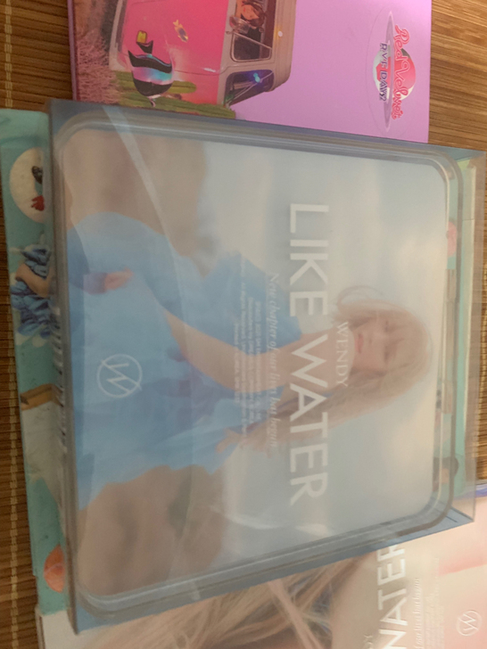 出red velvet 裸专 两本起出，越...