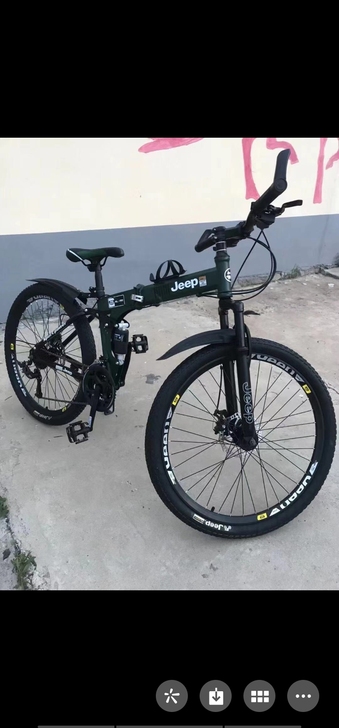 店面转让清仓处理名牌吉普山地车，原价106...